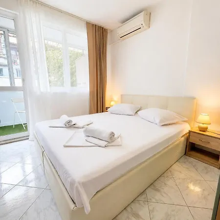 Blue Lagoon 1br * Varna