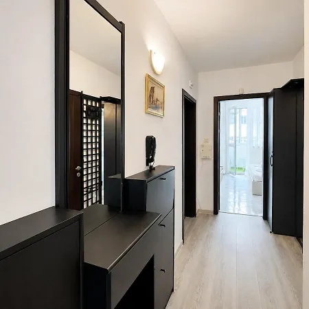 Blue Lagoon 1br Apartment Varna