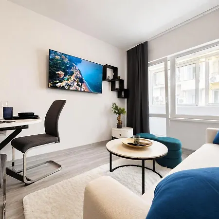 Blue Lagoon 1br Varna